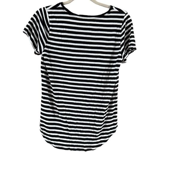 Gap Blue and White Striped Tee Size Medium - Picture 9 of 9